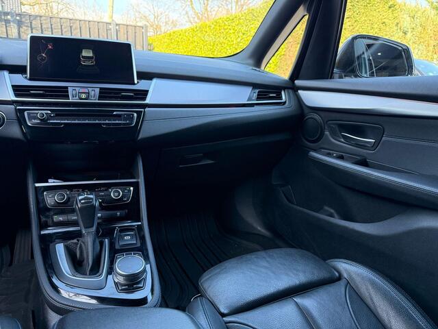 BMW 2-SERIE Active Tourer 225xe M Sport HUD LEER