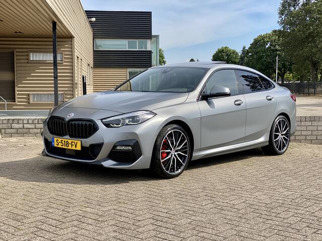 BMW 2-SERIE Gran Coupé 220i | Pano,M-pakket,Sportstoelen |