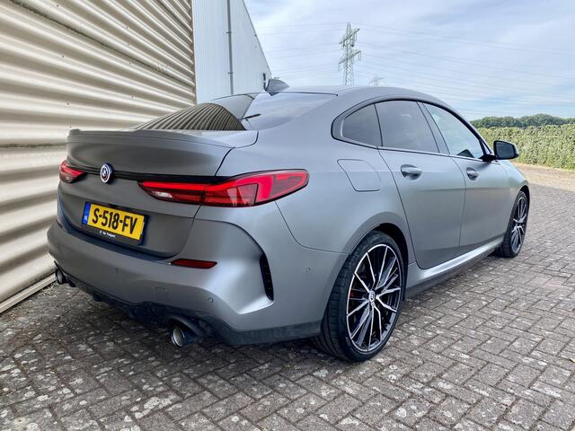 BMW 2-SERIE Gran Coupé 220i | Pano,M-pakket,Sportstoelen |
