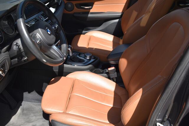 BMW 2-SERIE Active Tourer 225xe iPerformance Centennial High Executive M pakket / Hybride / Automaat / Leder / Parkeerhulp / Panorama / Keyless