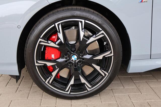 BMW 2-SERIE Gran Coupé 220 | M Sportpakket | M Sportpakket Pro | Equipment Package