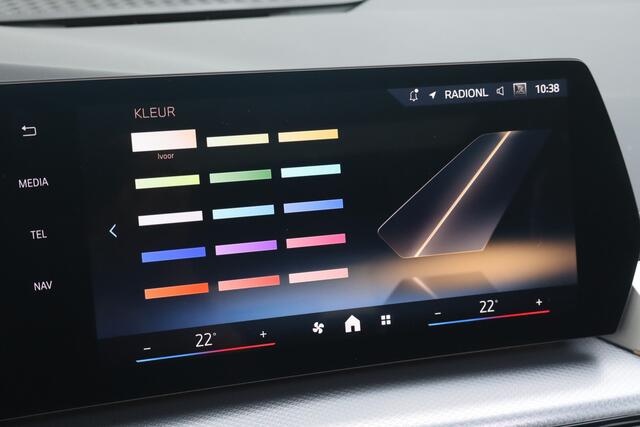 BMW 2-SERIE Active Tourer 225e xDrive M-Sport Harm.Kardon I HUD I Pano-Dak