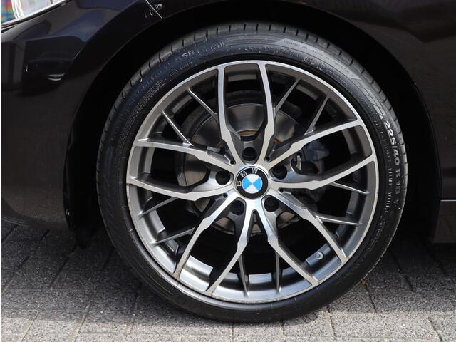 BMW 2-SERIE Cabrio 218i Centennial High Executive Sportleder | 18" |