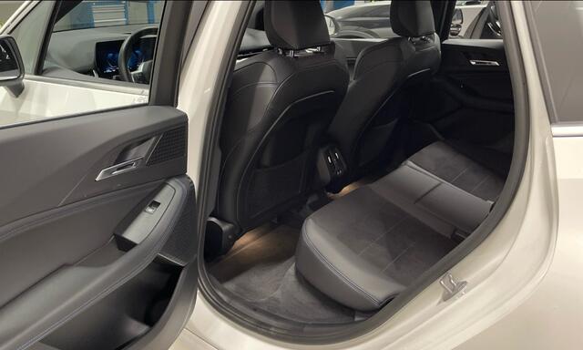 BMW 2-SERIE Active Tourer 225e xDrive M Sport Alcanatra/Leder/Stoelverwarming/Camera.