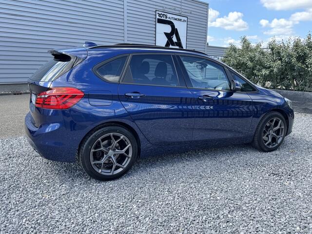BMW 2-SERIE Active Tourer Panodak|LED|Cruis|Media Blauw 220i