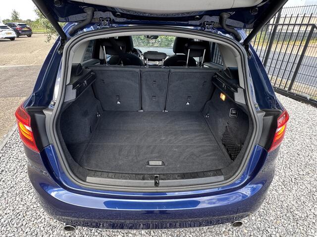 BMW 2-SERIE Active Tourer Panodak|LED|Cruis|Media Blauw 220i
