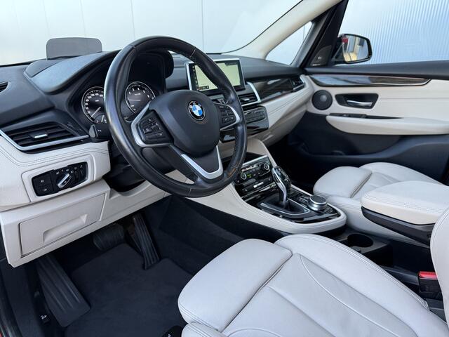 BMW 2-SERIE Active Tourer 220i High Executive Launch Edition Automaat