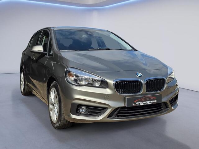BMW 2-SERIE Active Tourer 225xe iPerformance /Apple Carplay/Elektr. klep/Parkeersens./Cruise&Clima Contr./Navi/17''LMV/(MET GARANTIE*)