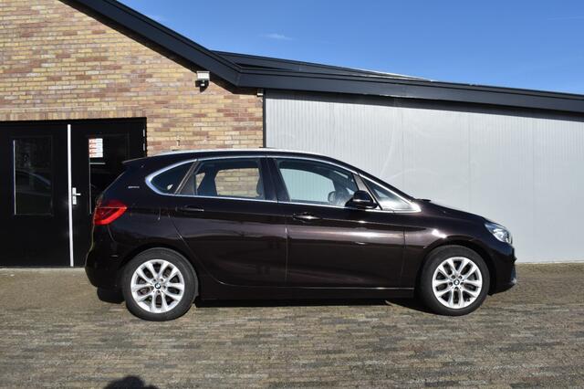 BMW 2-SERIE 225XE CENT.HIGH EX. Xenon, Navi, Leder, Cruise, Pano