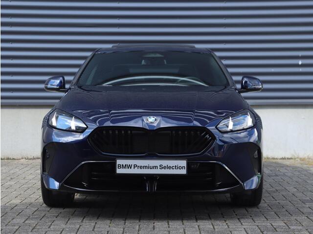 BMW 2-SERIE Gran Coupé 220 | M Sportpakket Pro | Innovation Pack | Panodak | Harman Kardon | Head-Up | Getint Glas | Driving Assistant | 19'' LMV