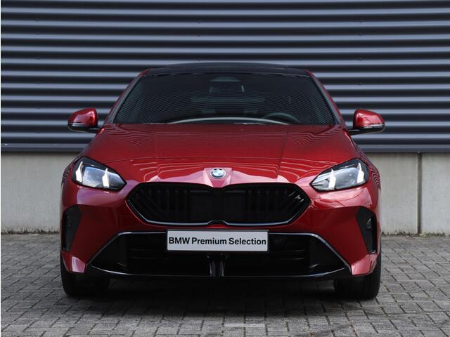 BMW 2-SERIE Gran Coupé 220 | M Sportpakket Pro | Panodak | Harman Kardon | Getint Glas | Premium Pack | Driving Assistant | Comfort Acces | 18'' LMV