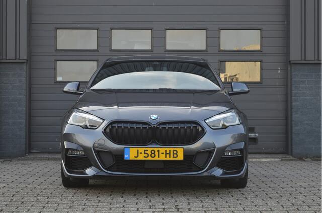 BMW 2-SERIE Gran Coupé 218i High Executive | M-PAKKET | CARPLAY | LED | HIFI |