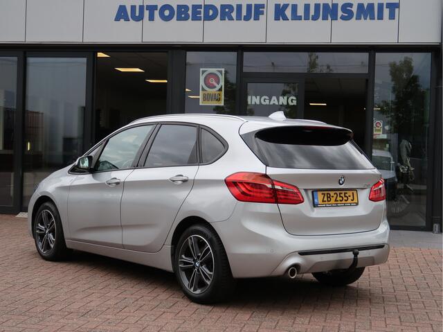 BMW 2-SERIE Active Tourer 218i Executive Edition | Comf Stoelen | Trekhaak |