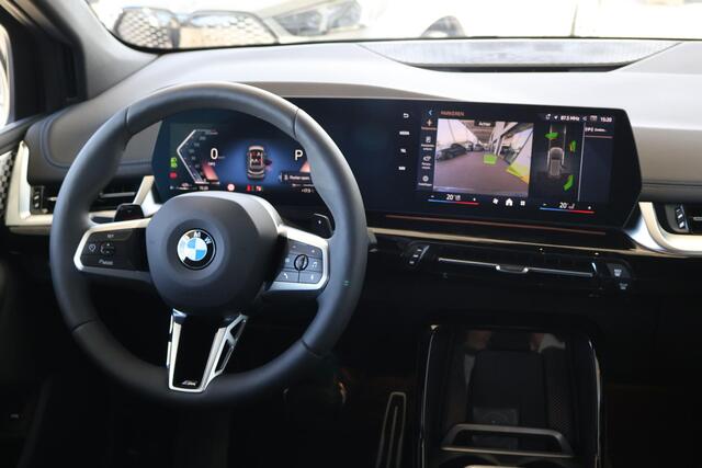 BMW 2-SERIE Active Tourer 220i | M Sportpakket | Stoelen Pakket | Premium Pack
