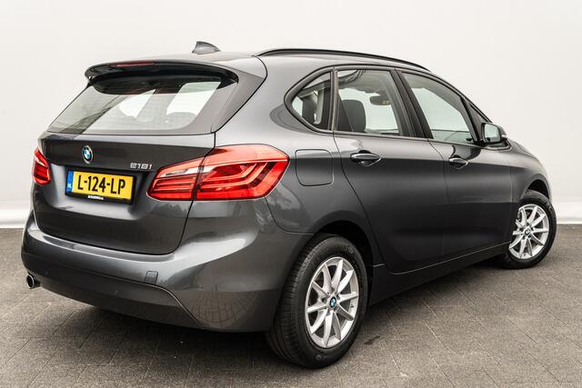 BMW 2-SERIE Active Tourer 218i Business | Automaat | Xenon | Trekhaak | PDC | Stoelverwarming | Climate control