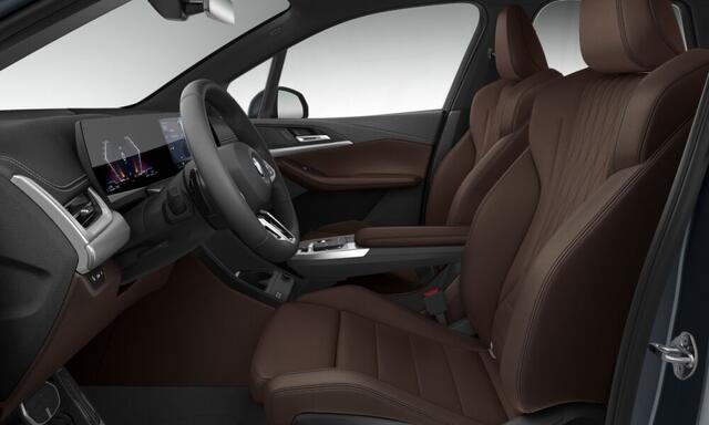 BMW 2-SERIE Active Tourer 225e xDrive | M-Sport | 18'' | Panorama | Camera | Sportstoel. | Stoelverw.