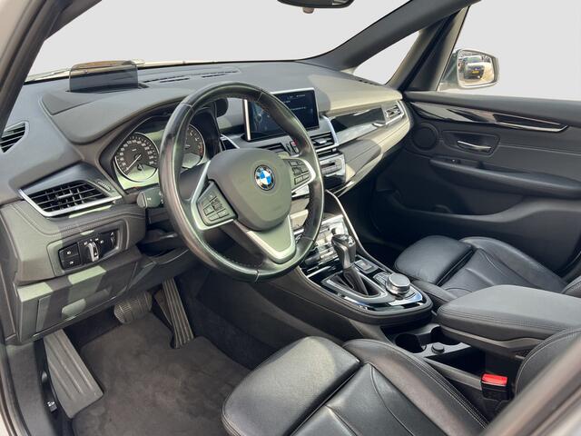 BMW 2-SERIE Active Tourer 225xe High Executive | HUD | PANO | Sport Stoel