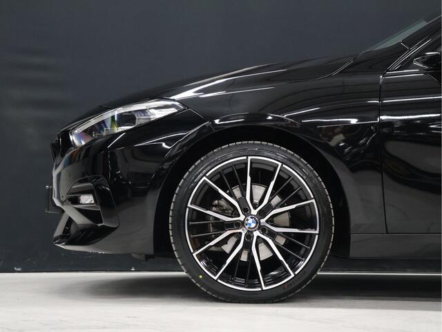 BMW 2-SERIE Gran Coupé 218i M Sport [SCHUIFDAK, APPLE CARPLAY, ANDROID AUTO, VOL LEDER, VIRTUAL COCKPIT, CAMERA, NIEUWSTAAT]