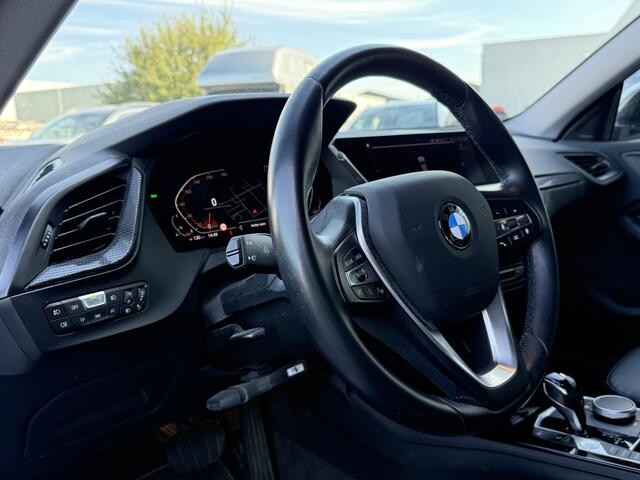 BMW 2-SERIE Gran Coupé BJR 2020 218i 141 PK Executive AUTOMAAT LEDEREN INTERIEUR / AUTOMAAT / NAVI / CLIMA L/R / LM VELGEN