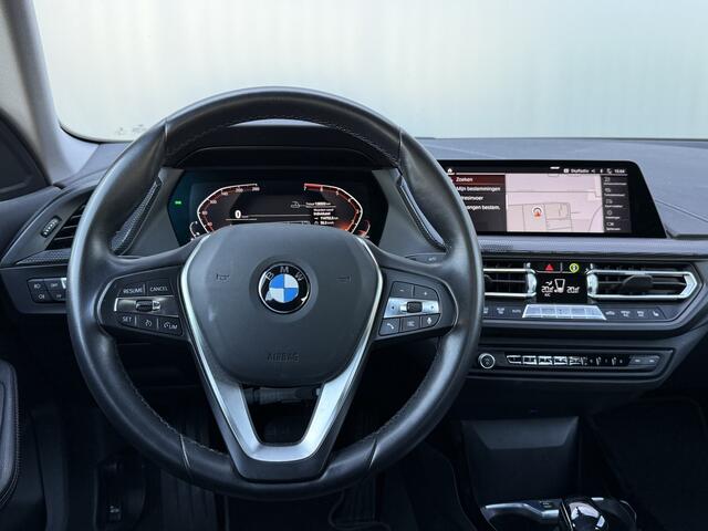 BMW 2-SERIE Gran Coupé BJR 2020 218i 141 PK Executive AUTOMAAT LEDEREN INTERIEUR / AUTOMAAT / NAVI / CLIMA L/R / LM VELGEN