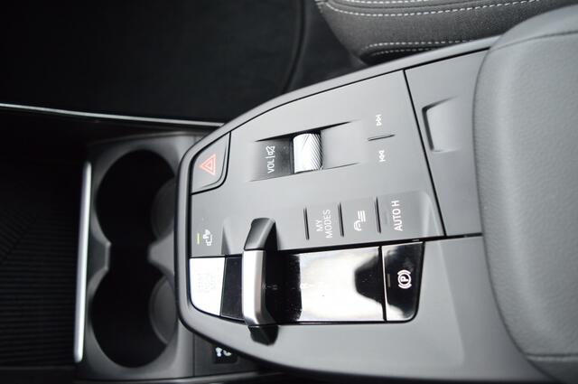 BMW 2-SERIE 225e xDrive