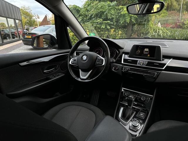 BMW 2-SERIE Active Tourer 220i M Sport Panoramadak LED Cruise Clima Stoelverw.
