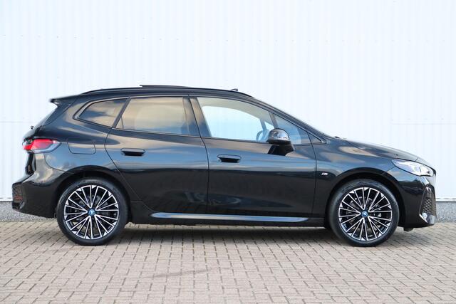 BMW 2-SERIE Active Tourer 225e xDrive M-Sport | HUD | Leder | Panoramadak | 360 Camera | Harman Kardon | Keyless