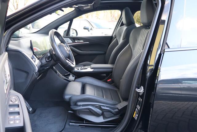 BMW 2-SERIE Active Tourer 225e xDrive M-Sport | HUD | Leder | Panoramadak | 360 Camera | Harman Kardon | Keyless