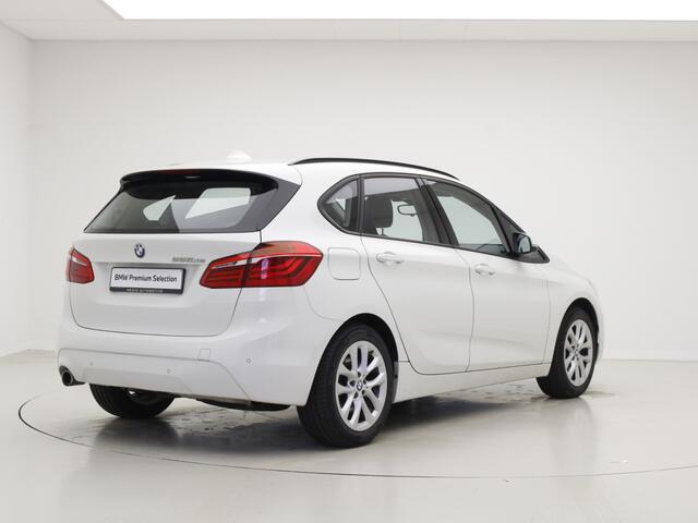 BMW 2-SERIE Active Tourer 225xeExecutive | Head-Up | 2 jaar garantie | Plugin Hybride | Stoelverwarming | LED