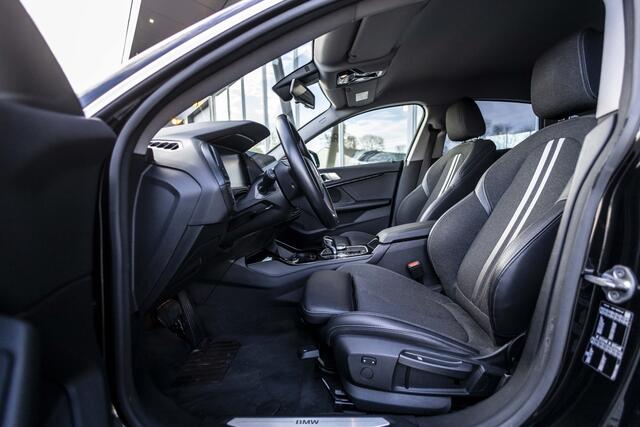 BMW 2-SERIE Gran Coupé 218i High Executive Edition | NL Auto | LED