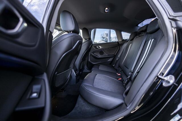 BMW 2-SERIE Gran Coupé 218i High Executive Edition | NL Auto | LED