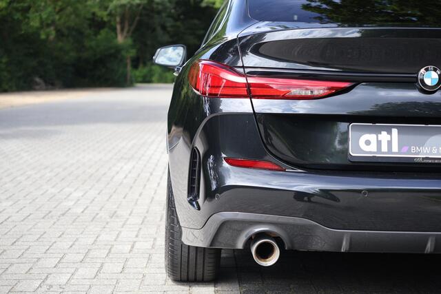 BMW 2-SERIE Gran Coupé 218i M Sport Edition M-Sport | Adap Cruise | Live Cockpit | Stuurwielverwarming | Parkeerhulpsysteem | DAB | Stoelverwarming | Shadowline | Grootlichtassistent | etc.