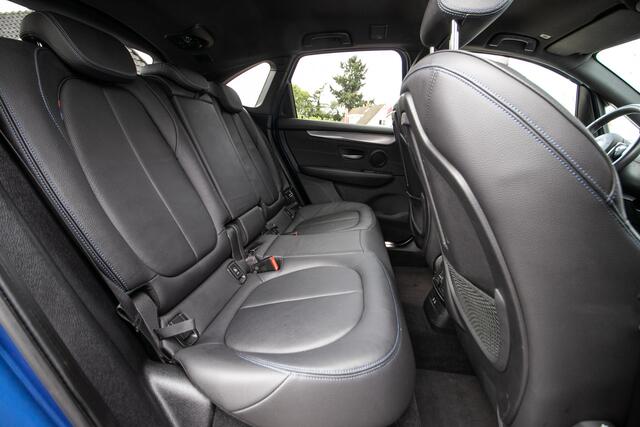 BMW 2-SERIE Active Tourer 225xe iPerformance High Executive M sport | Led | Leder | Navigatie |