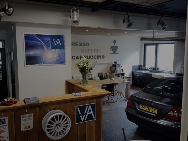 BMW 2-SERIE 218i Automaat II Leder II Trekhaak II