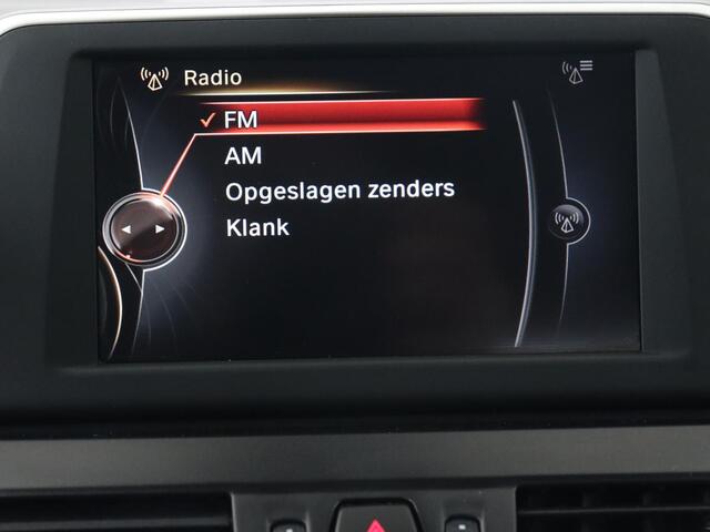 BMW 2-SERIE Active Tourer 218i M Sport | 79.800km NAP | Full LED | Sportstoelen | Navigatie | Parkeerhulp | Climate control | 17'' | Bluetooth | Cruise control