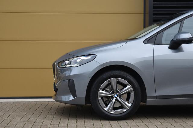 BMW 2-SERIE Active Tourer 218i * Head-up * Comforttoegang * LED *