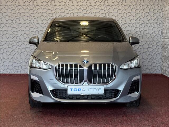 BMW 2-SERIE Active Tourer ? 230E ? XDRIVE 326 PK M SPORT LED ELEK.KLEP CAMERA WEGKLAPBARE.TREKHAAK 04/2024 AWD 4X4 4WD M-Sportpakket PHEV