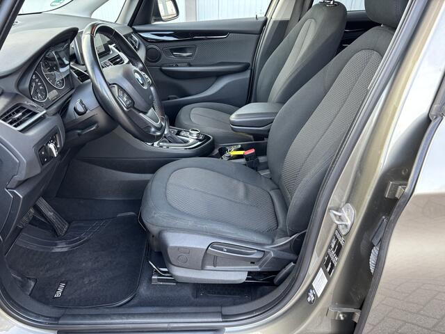 BMW 2-SERIE Active Tourer 218i Executive Automaat [ fm navi,ecc,lmv,pdc,trekhaak ]