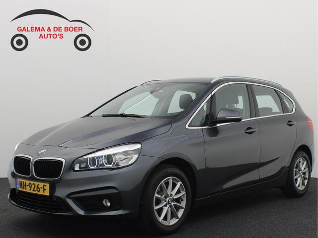 BMW 2-SERIE Active Tourer 216i Centennial High Executive TREKHAAK / STOELVERW / NAVI / CLIMA / PDC / FULL LED / NL-AUTO