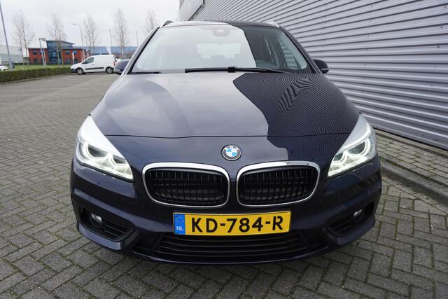 BMW 2-SERIE Active Tourer 218i Centennial Executive Climate / Navi / Cruise / Led / Lm velgen