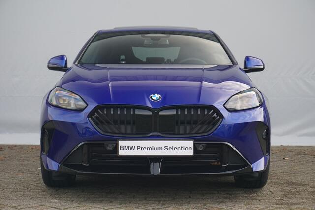 BMW 2-SERIE Gran Coupé 220 M Sportpakket Pro 19'' / Elektrisch Verstelbare Stoelen / Harman Kardon / Driving Assistant Plus