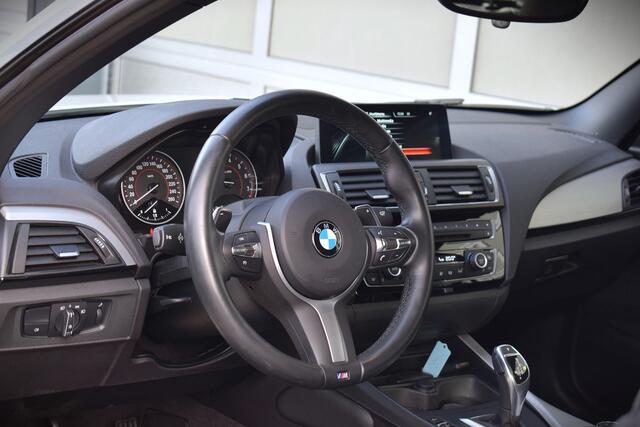 BMW 2-SERIE Cabrio M235i High Executive OrigNL | NAP | 18dkm!
