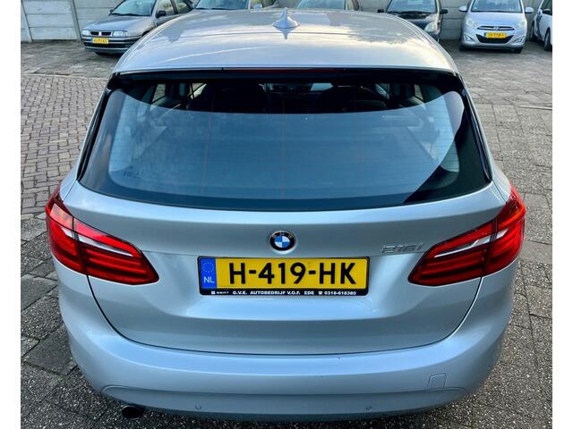 BMW 2-SERIE ACTIVE TOUR. 216I ESSENTIAL NETTE AUTO.