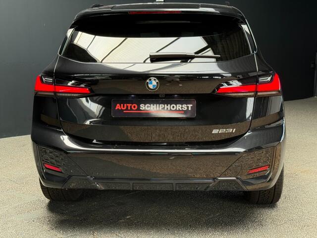 BMW 2-SERIE ACTIVE TOUR. 223i Auto M-sport/ Vol leder/ Panoramadak/ Camera