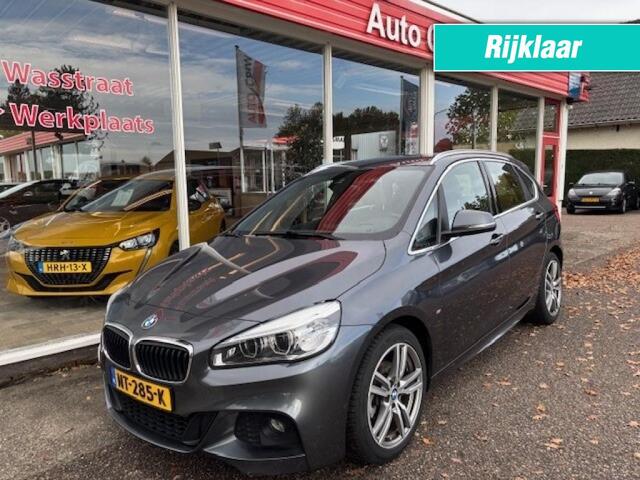 BMW 2-SERIE ACTIVE TOUR. 218i Centennial High Exe, M-pakket, HeadUp, Leer