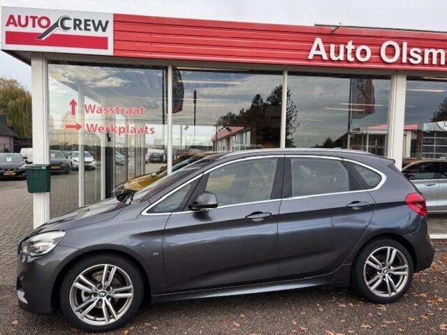 BMW 2-SERIE ACTIVE TOUR. 218i Centennial High Exe, M-pakket, HeadUp, Leer