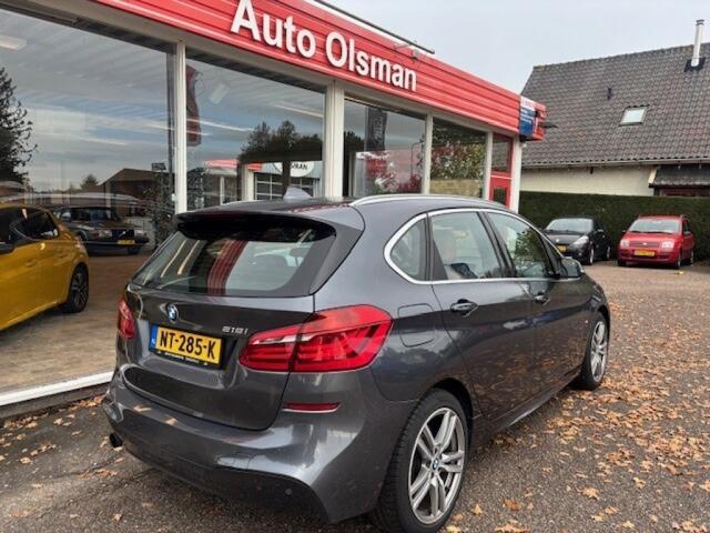 BMW 2-SERIE ACTIVE TOUR. 218i Centennial High Exe, M-pakket, HeadUp, Leer