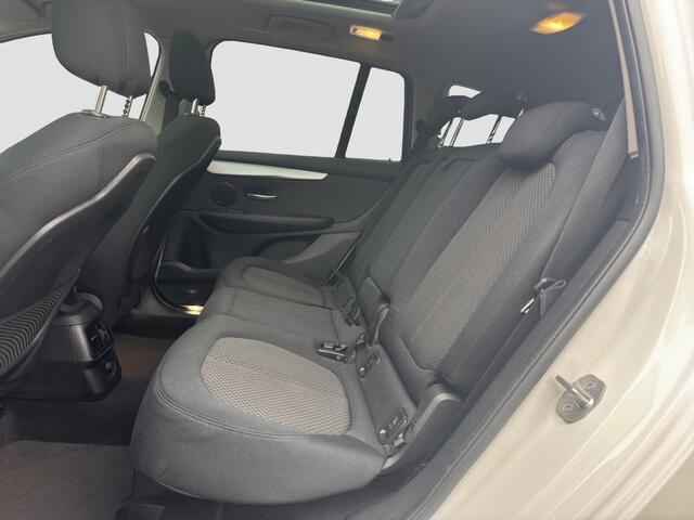 BMW 2-SERIE GRAN TOURER 218d Centennial Executive | Panoramadak | Winterpack | PDC