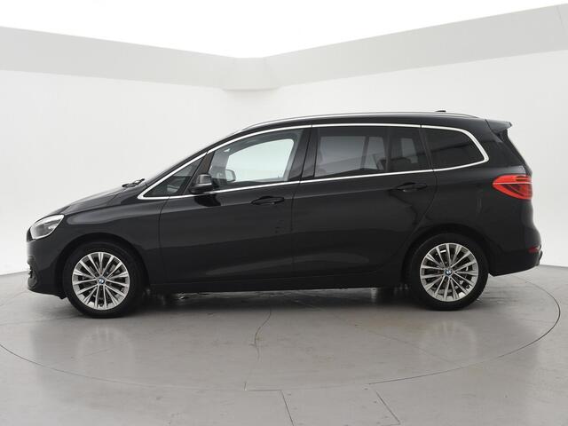 BMW 2-SERIE GRAN TOURER 218i 7-PERS HIGH EXECUTIVE AUT. + HEAD-UP | LEDER | AFN. TREKHAAK | CAMERA | STOELVERW.