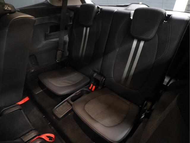 BMW 2-SERIE GRAN TOURER 218i 7p. Executive Edition [7-ZITS, TREKHAAK AFNEEMBAAR, HEAD-UP, PDC ACHTER, LEDVERLICHTING, BLUETOOTH, ELEKTRISCHE ACHTERKLEP, 6-BAK, CRUISE, CLIMATE, NIEUWSTAAT]